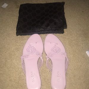 MAJOR SALE Gucci sandals/flip flops with shoe bag